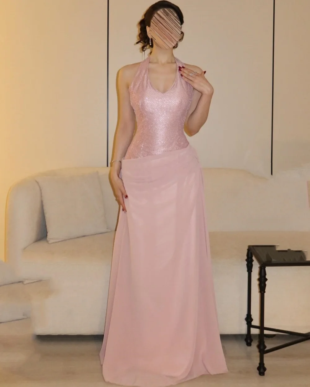 Customized Formal Classic Women Chiffon Sequined Evening Dresses Halter Sleeveless Straight Prom Dresses Modern Style Party Gown