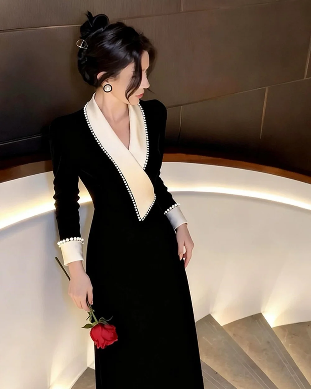 Customized Modern Style Women Jersey Pearl Ruched Mermaid Evening Dresses Elegant V-neck Long Sleeves Floor Lenght Prom Dresses