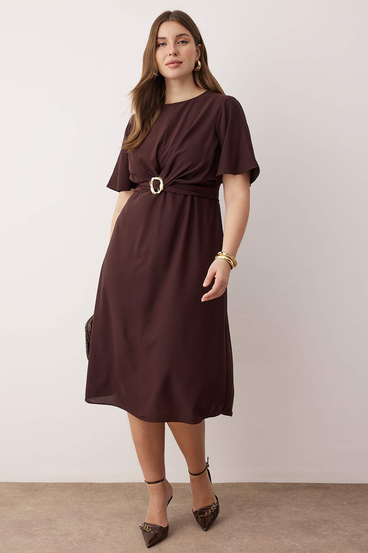 Trendyol Curve Damen Braun Einfarbig Midi Kurz Abend / Alltag A-Linie Große Größen Kleid