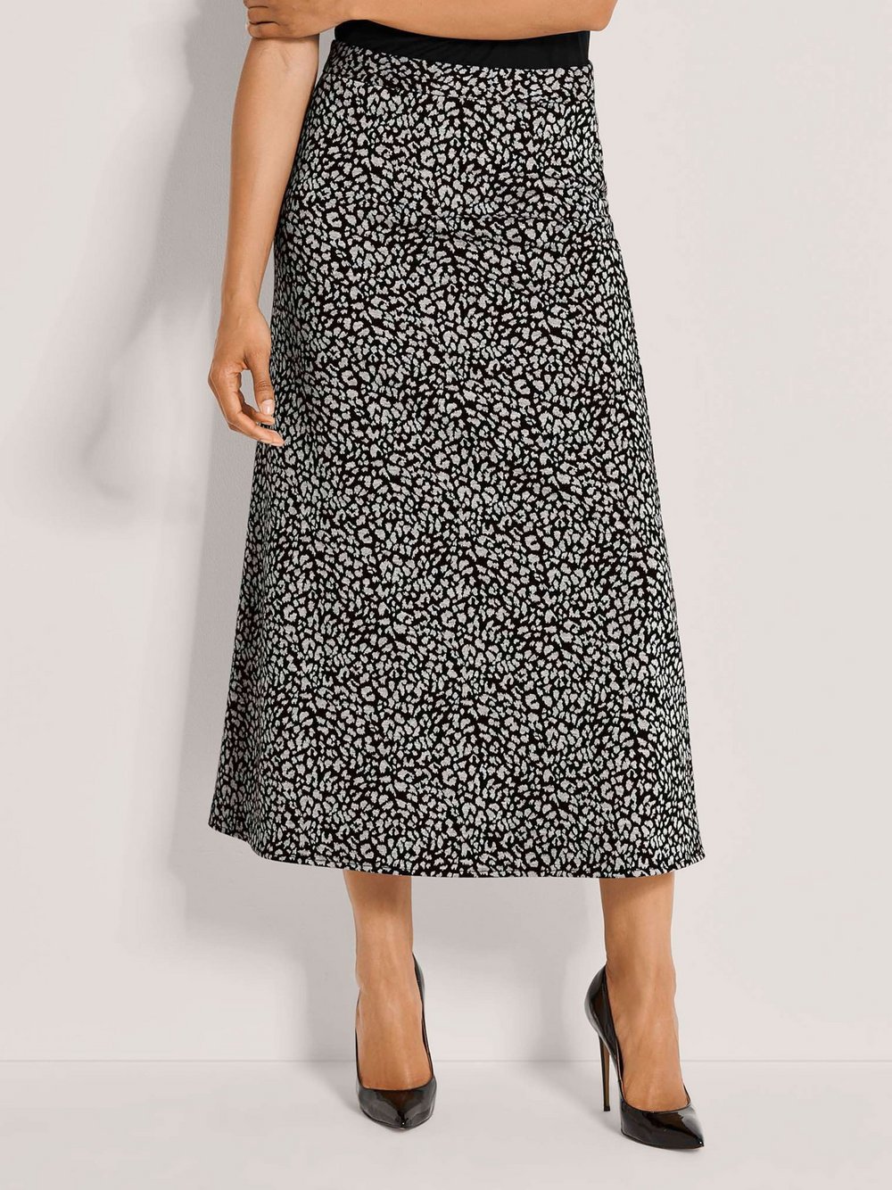 Madeleine Langer Rock Damen schwarz, 40