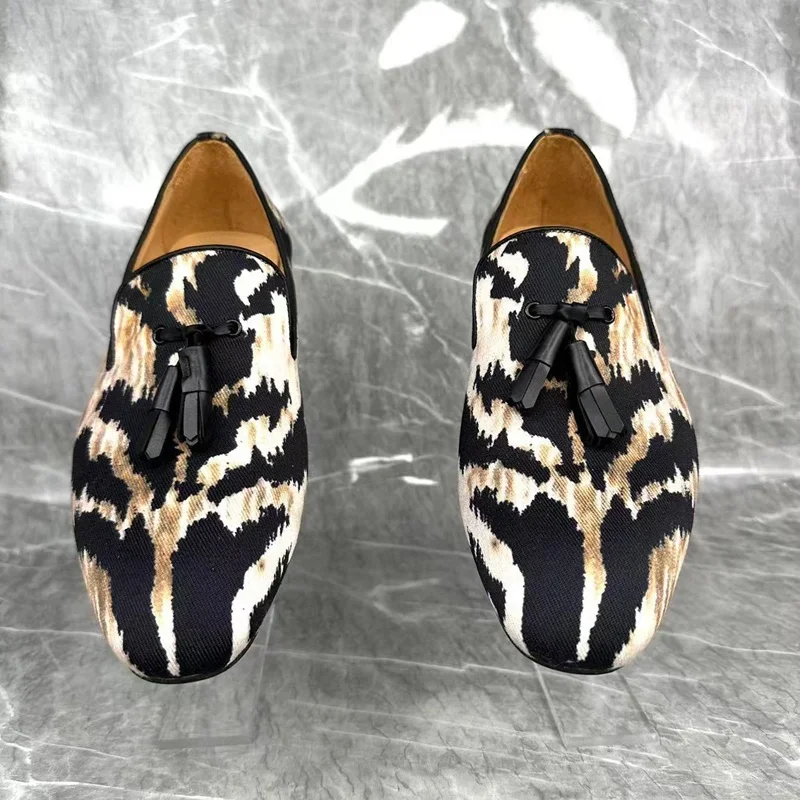 Flache Schuhe aus Rosshaar mit Leopardenmuster für Herren, Loafer, Punk-Stil, weiche Herrenschuhe, Slip-On-Schuhe mit Quasten, für Laufsteg, Party, Hochzeit, Frühling