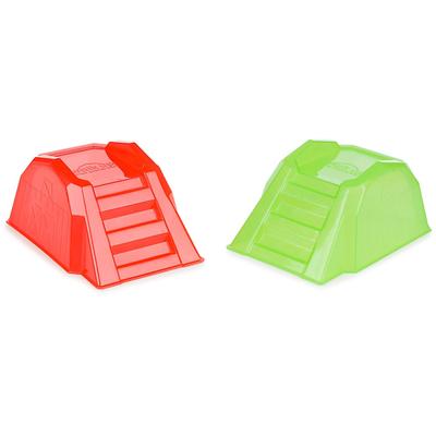 JW Pet Walk Up Small Animal Barn, Medium