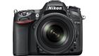 Nikon D5200 DSLR Camera with AF-S DX NIKKOR 18-140mm Lens - Black