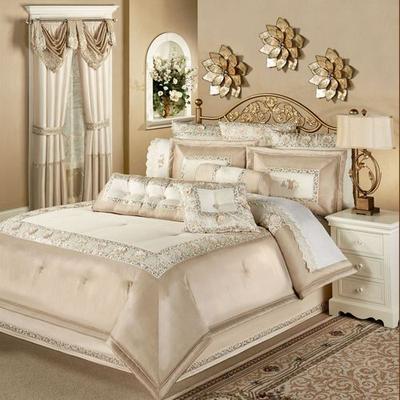 Elegante Sequined Comforter Set Light Cream, Calif...