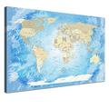 LANA KK - Weltkarte Leinwandbild mit Korkrückwand zum pinnen der Reiseziele – „Worldmap Frozen” - spanisch - Kunstdruck-Pinnwand Globus in blau, einteilig & fertig gerahmt in 120x80cm