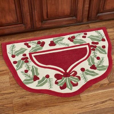 Holy Wreath Slice Accent Rug Red 33 x 21, 33 x 21, Red