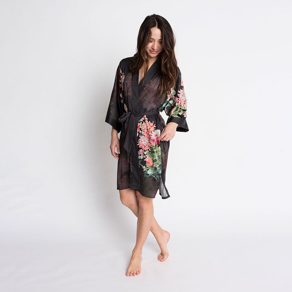 KIM+ONO Kimono Robe | Coral Chrysanthemum Short Kimono Robe | Polyester Charmeuse | Black | Short