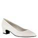 Easy Street Prim - Womens 6 White Pump W2