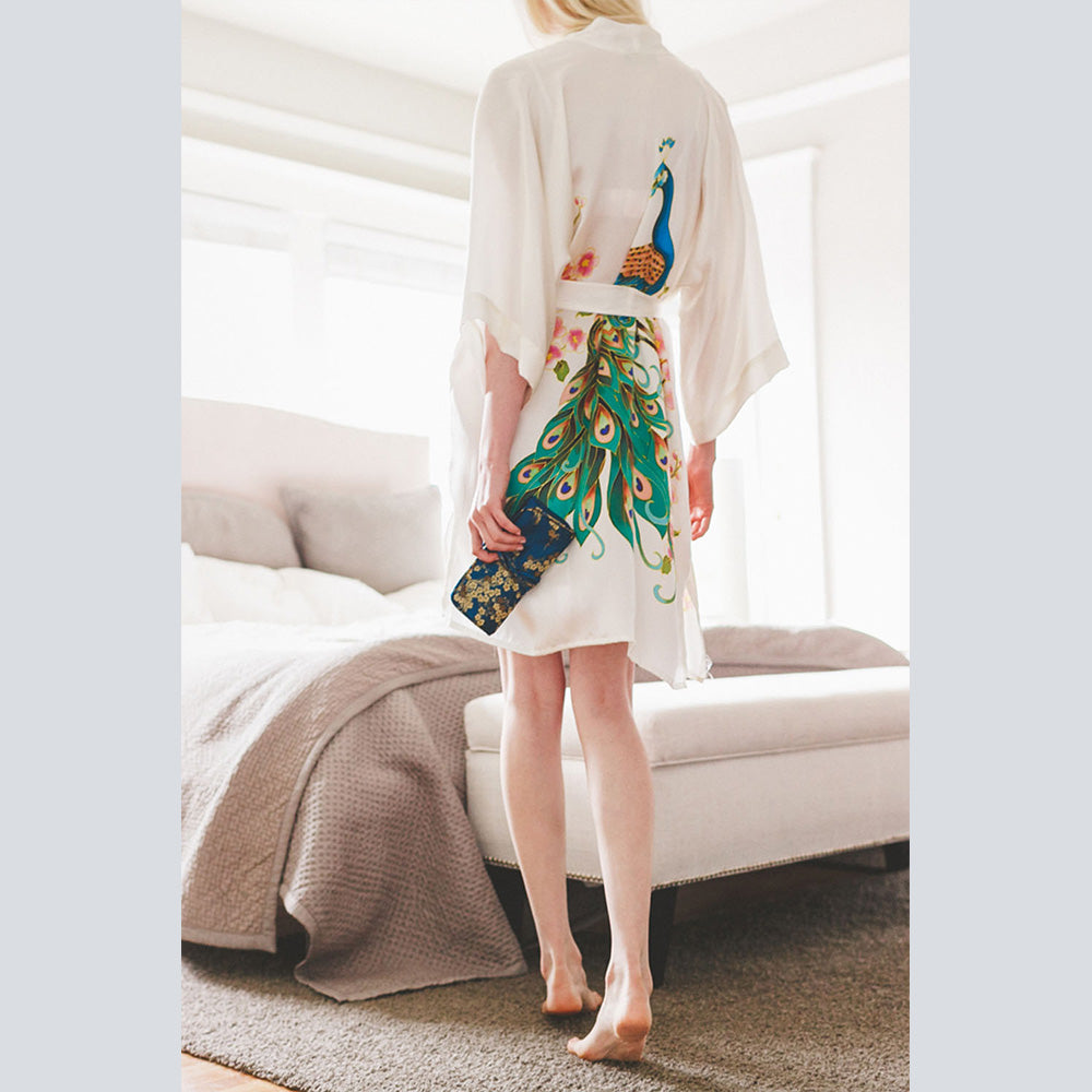 KIM+ONO Kimono Robe | Silk Handpainted Peacock Short Kimono Robe | Silk | White | Short