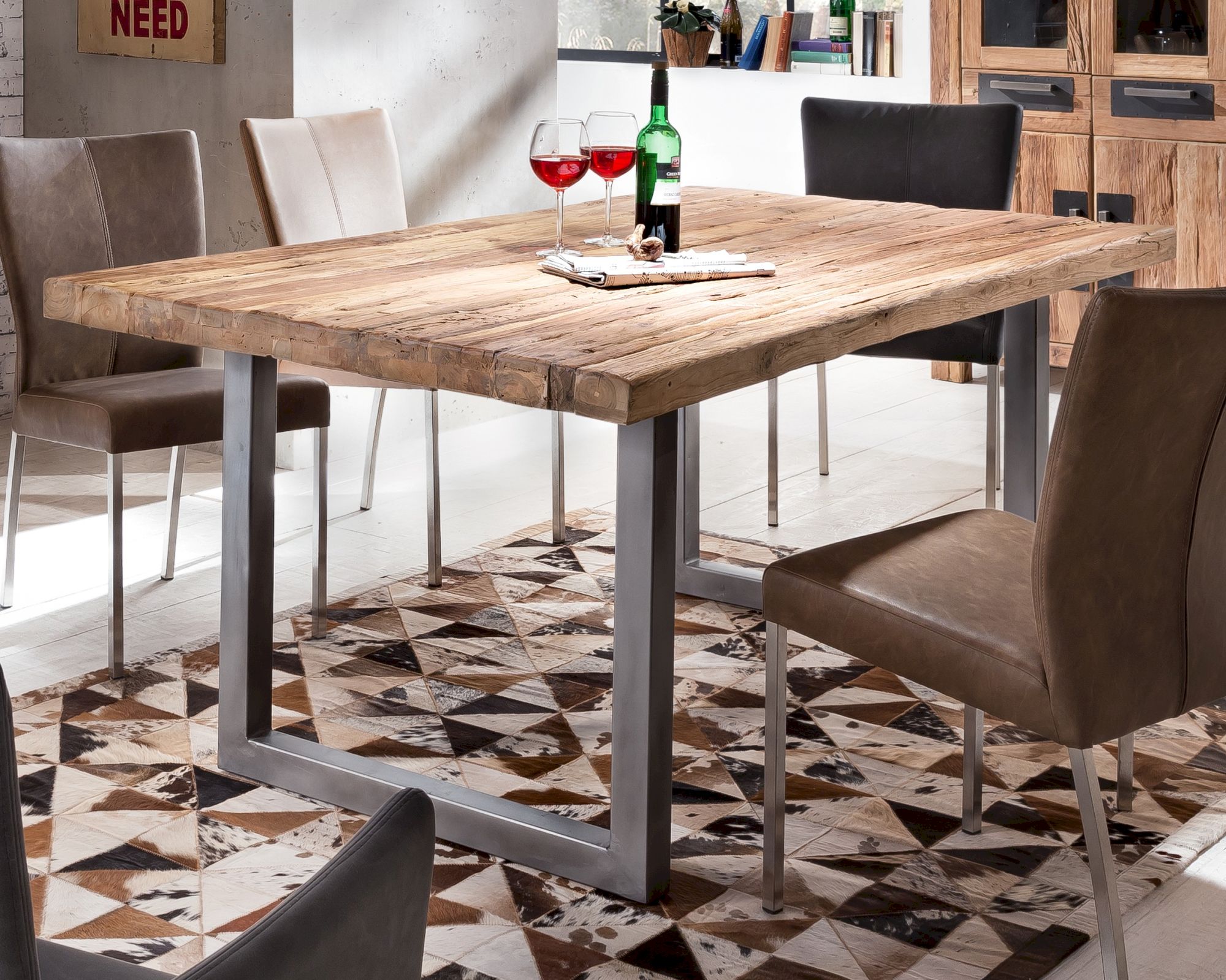 SIT Tops & Tables Esstisch Massivholz Teak 200x100 cm / Roheisen lackiert