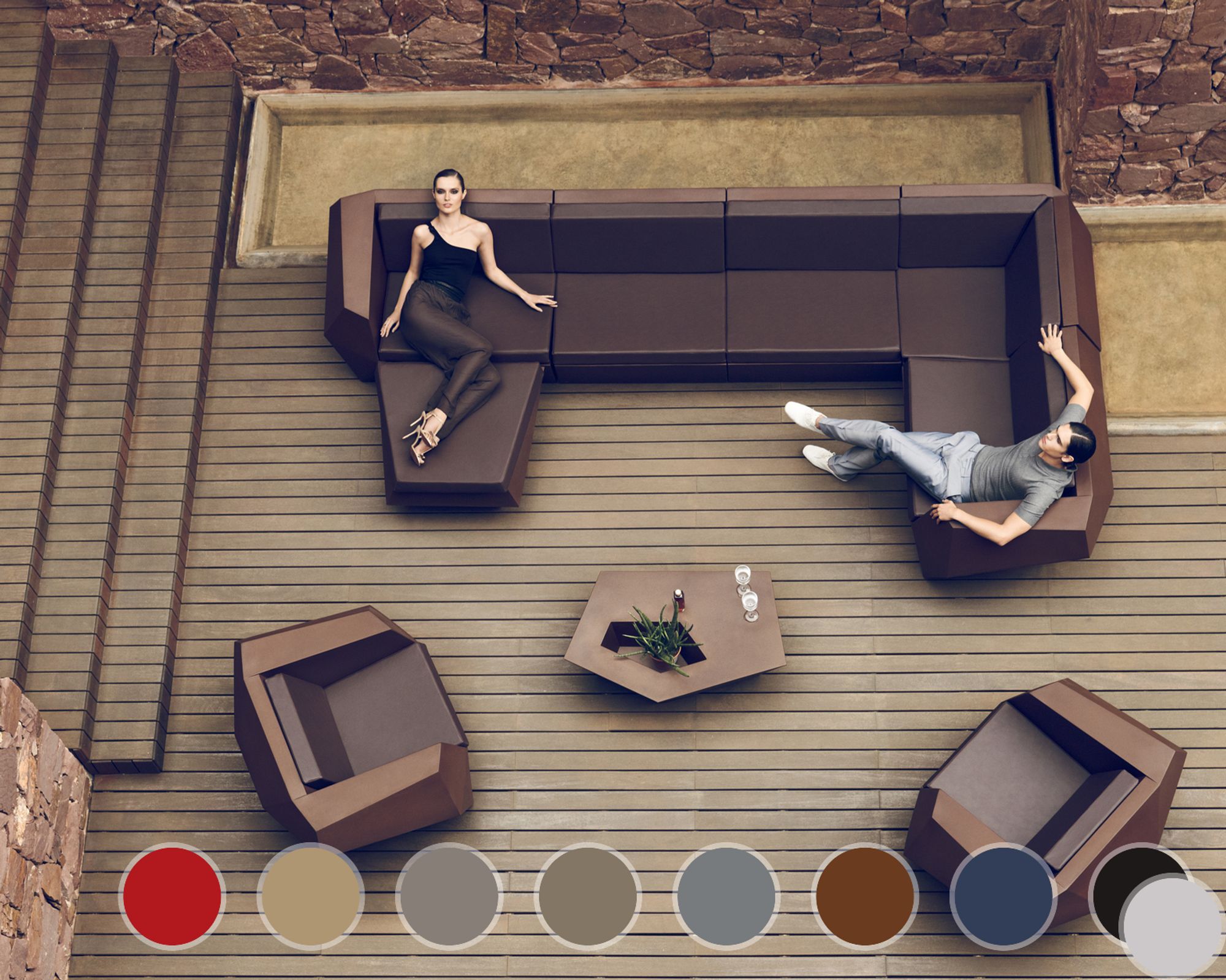 Vondom »FAZ« Outdoor Beistelltisch Klein / B 60 x H 22 x T 57 cm / Lackierung Hochglanz / Khaki