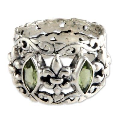 'Splendor in Green' - Sterling Silver and Peridot Ring from Indonesia