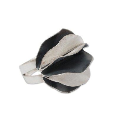 Sterling silver cocktail ring, 'Dark Petals'