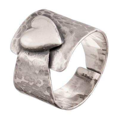 Sterling silver cocktail ring, 'Heartfelt Hug'
