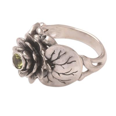'Lotus Purity' - Handcrafted Peridot and Sterling Silver Ring