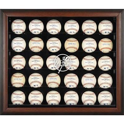 Mounted Memories New York Yankees 30 Ball Mahogany Display Case